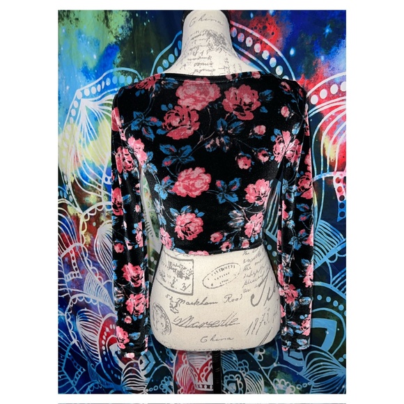 Kimchi Blue Long Sleeve Top - Picture 2 of 3